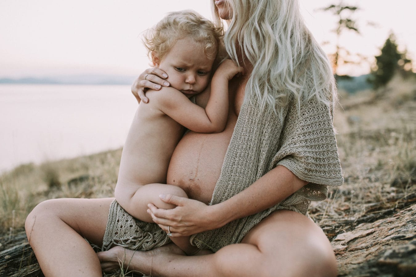 Kelowna maternity photography by Krista Evans