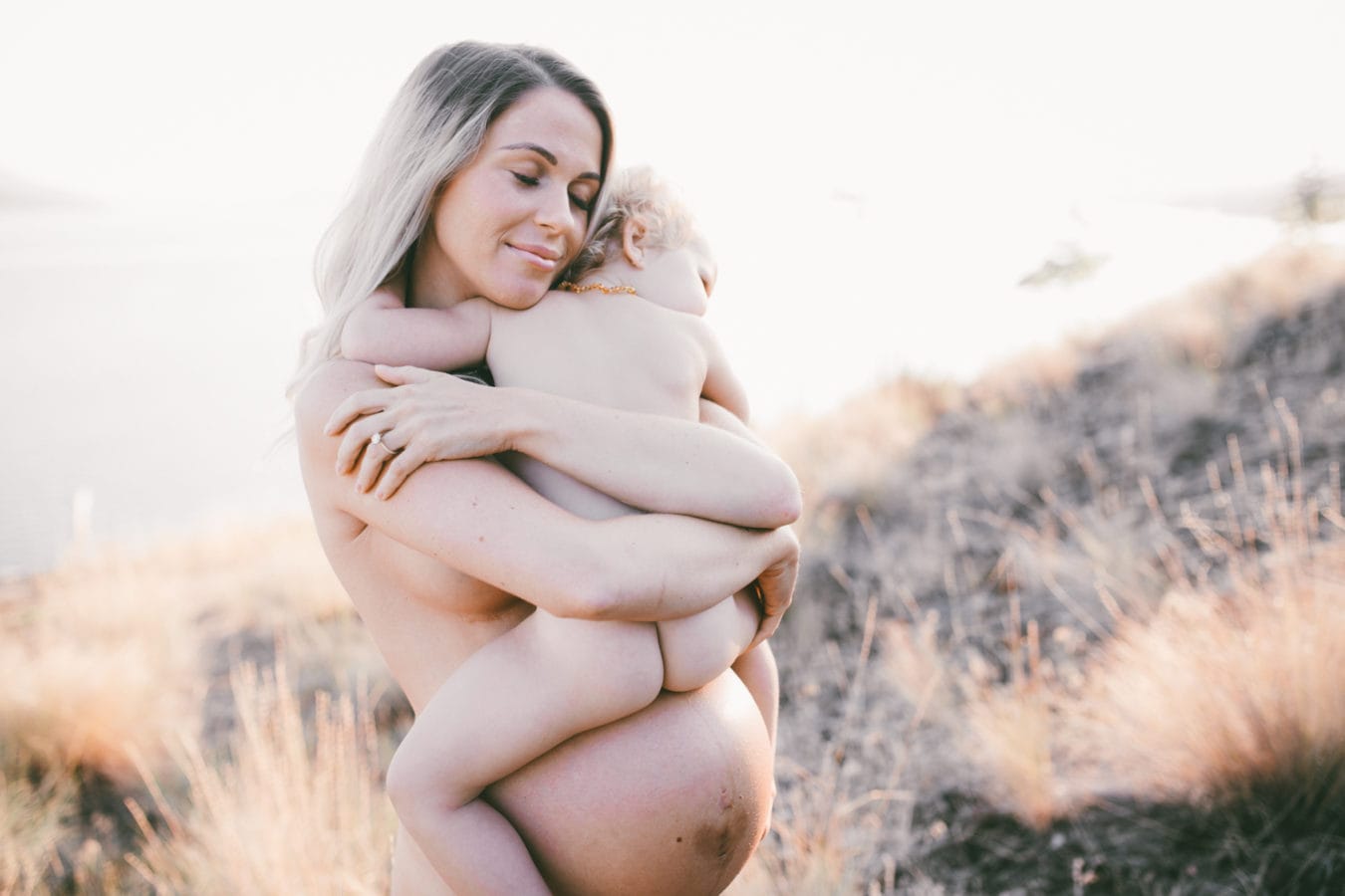 Kelowna maternity photography by Krista Evans