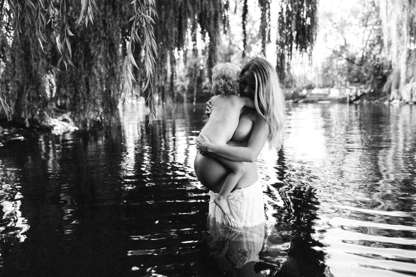Kelowna maternity photography by Krista Evans