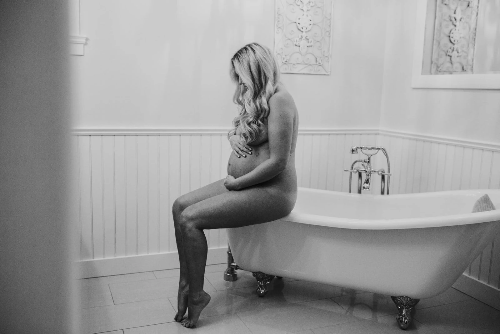 Kelowna maternity photography by Krista Evans